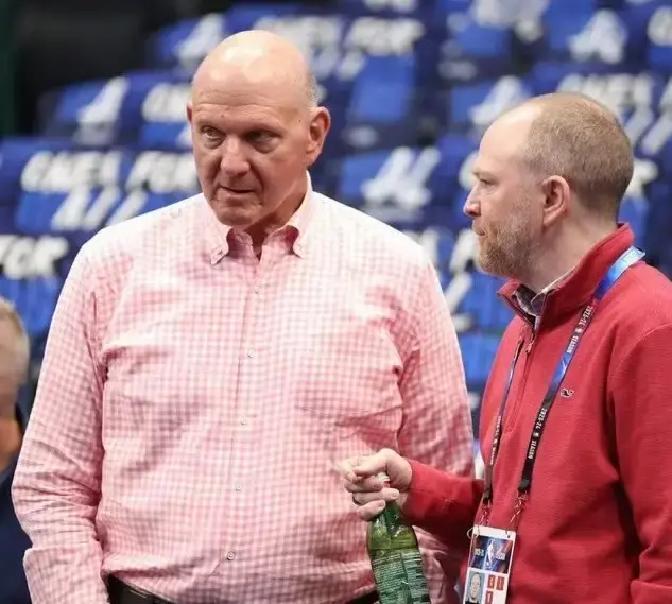 快船现在战绩越好，交易市场就越危险。这不是补强，而是鲍尔默在给整支球队做压