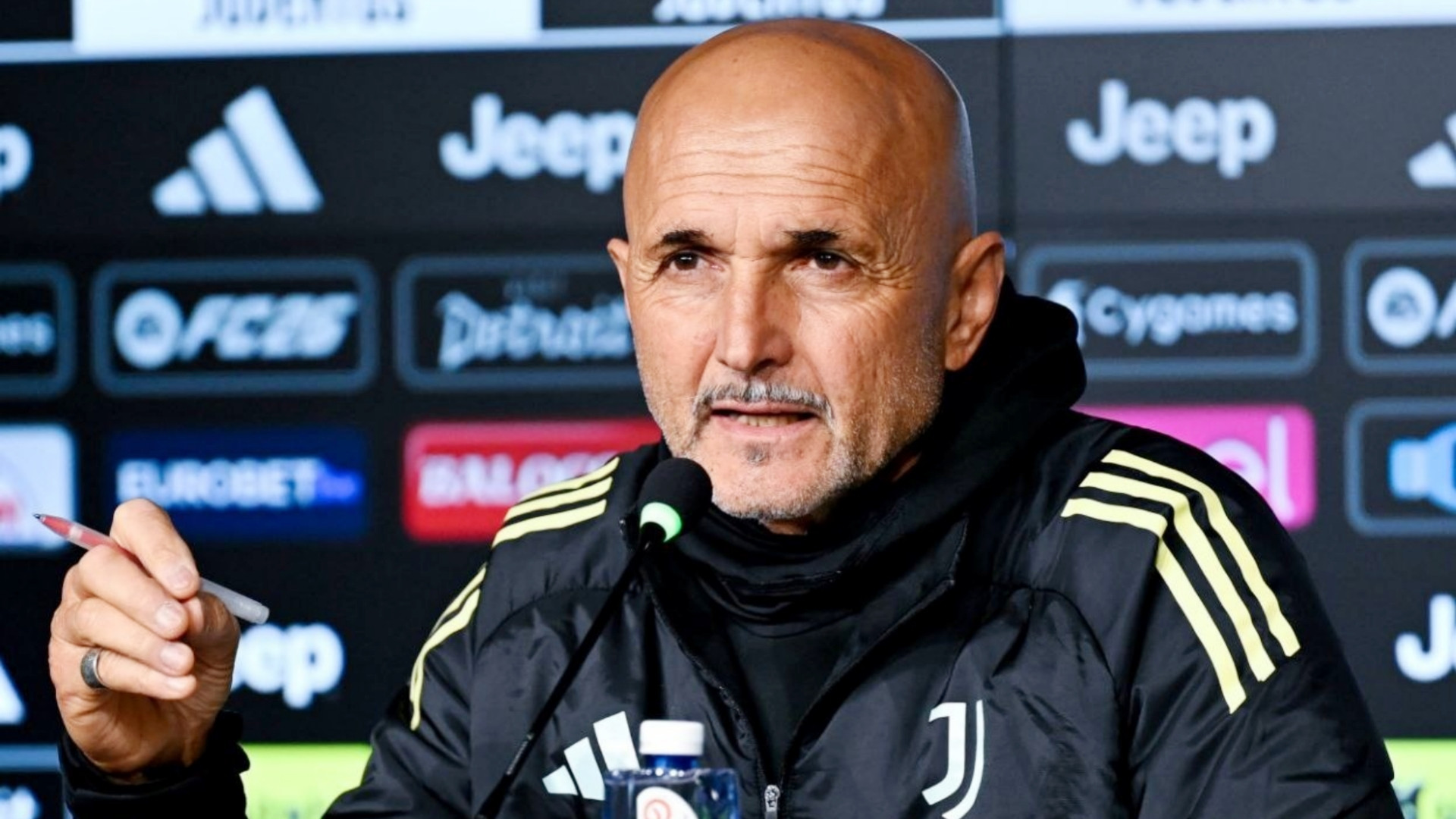 意媒报道，斯帕莱蒂与尤文即将官宣的续约合同细节仍在讨论中。尤文准备了两种方案，