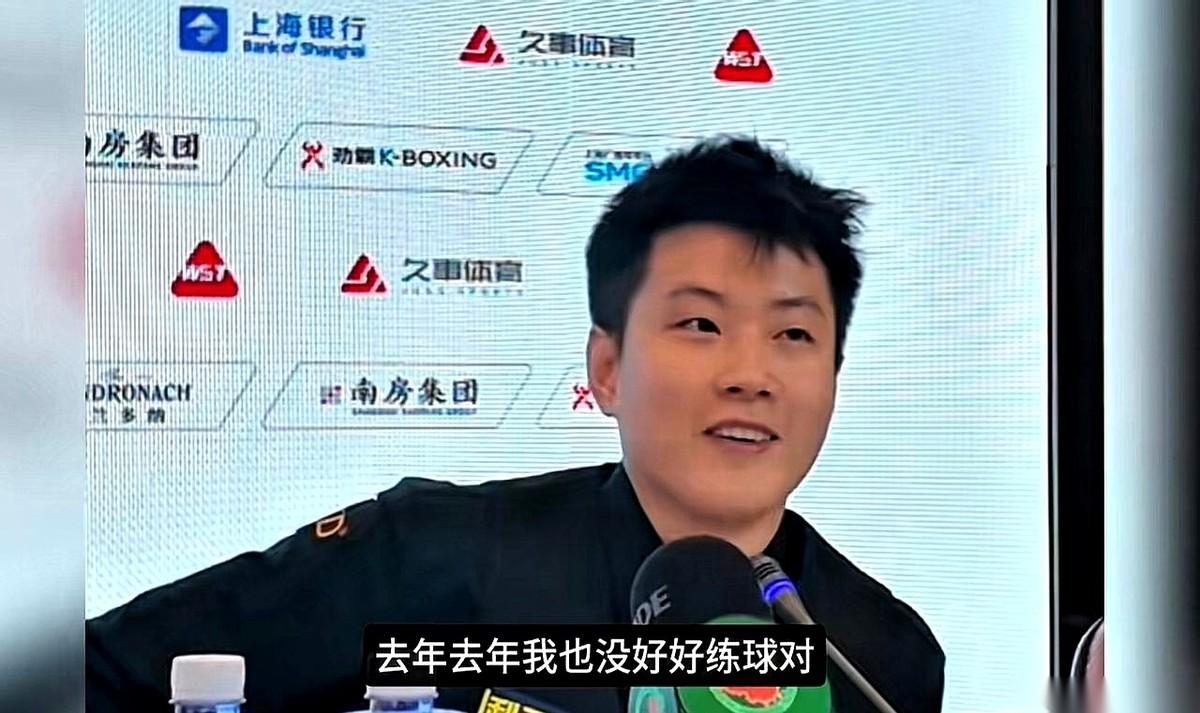 看了赵心童赛后的这段复盘，才算真正看懂了斯诺克赛场上那种无声的残忍。去年世锦赛夺