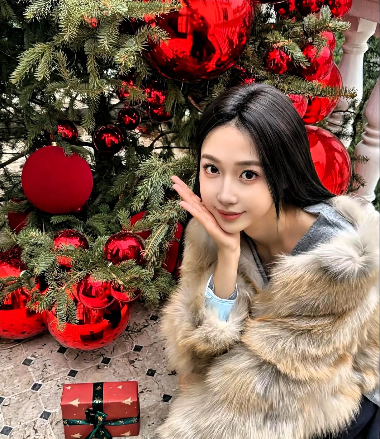 都羡慕方媛嫁得好，其实嫁得最好的是宣云！不是潘玮柏比郭富城有钱，而是他足够厚道