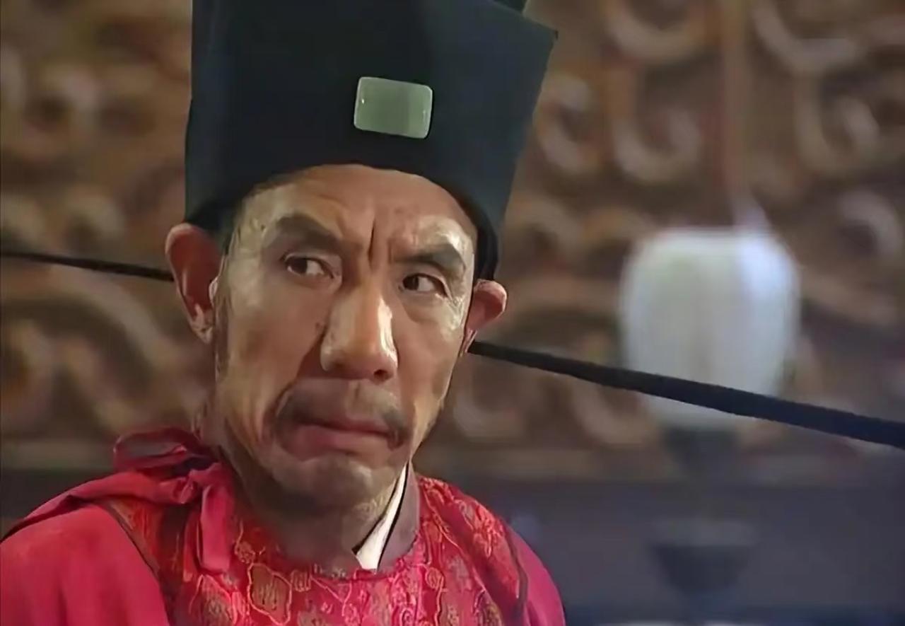 两版“高俅”先后都去世了，一位是87岁的刘洵，另一位是89岁的魏宗万。两位戏