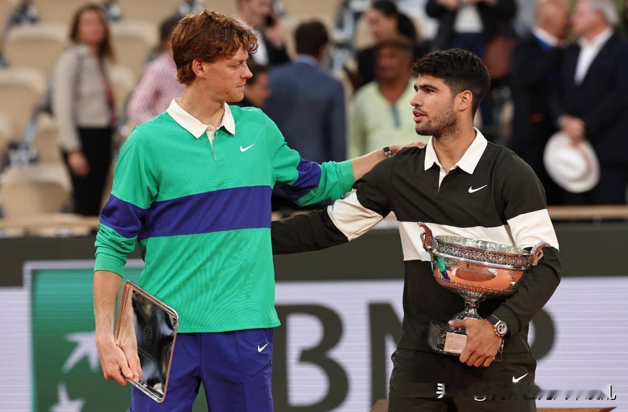 乱了，全都乱了！阿尔卡拉斯与辛纳的年终第一争夺仅差50分，若阿尔卡拉斯再赢