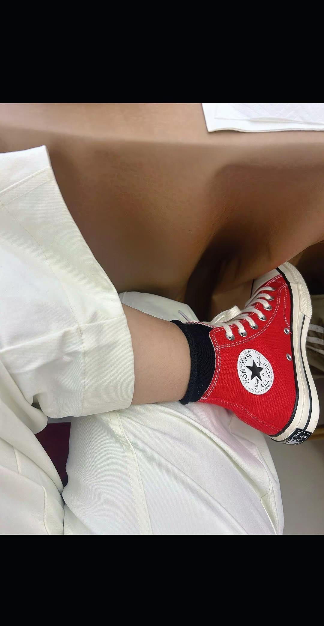 对帆布鞋的热爱不被定义的才是风格原相机