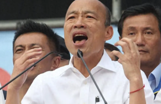 民进党笑了，国民党真的不经打，一民进党议员表示，最多可罢免10席以上国民党立委。