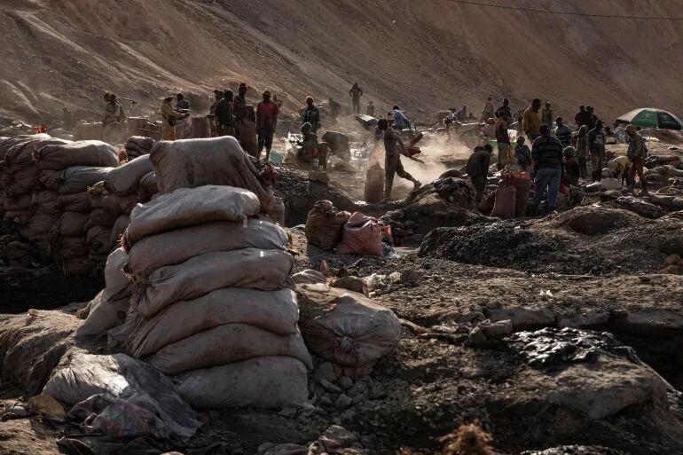 刚果（金）矿业总监察署周一宣布，将设立一支由美国和阿联酋投资支持的“矿业卫队”，