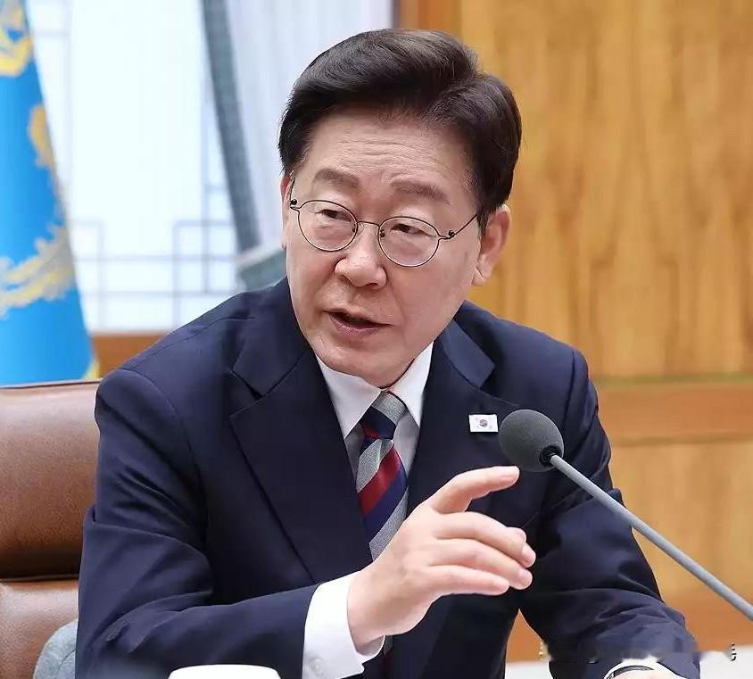 8月14日，韩国总统李在明提出推动修宪改为4年可连任总统制，可接受缩短自身任期，