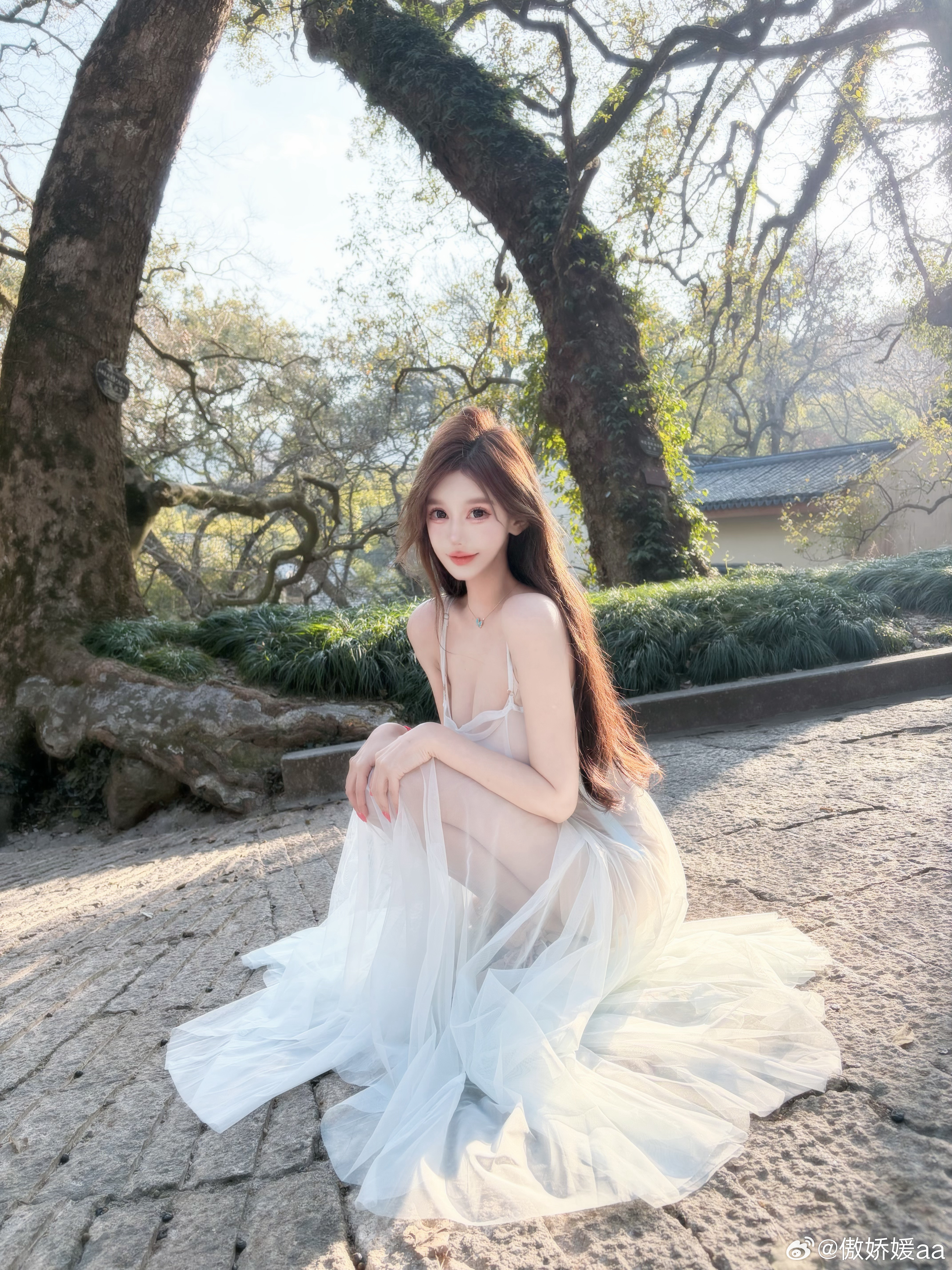 喜欢阳光和一切明媚的事物明媚的人