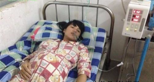 18岁产妇喜怀双胞胎却被赶回娘家, 孩子出生后, 婆家哭求产妇回来