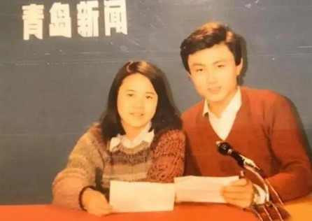 1988年，主播王宁和金龟子刘纯燕去领结婚证，工作人员问王宁：“你对象是谁呀？”