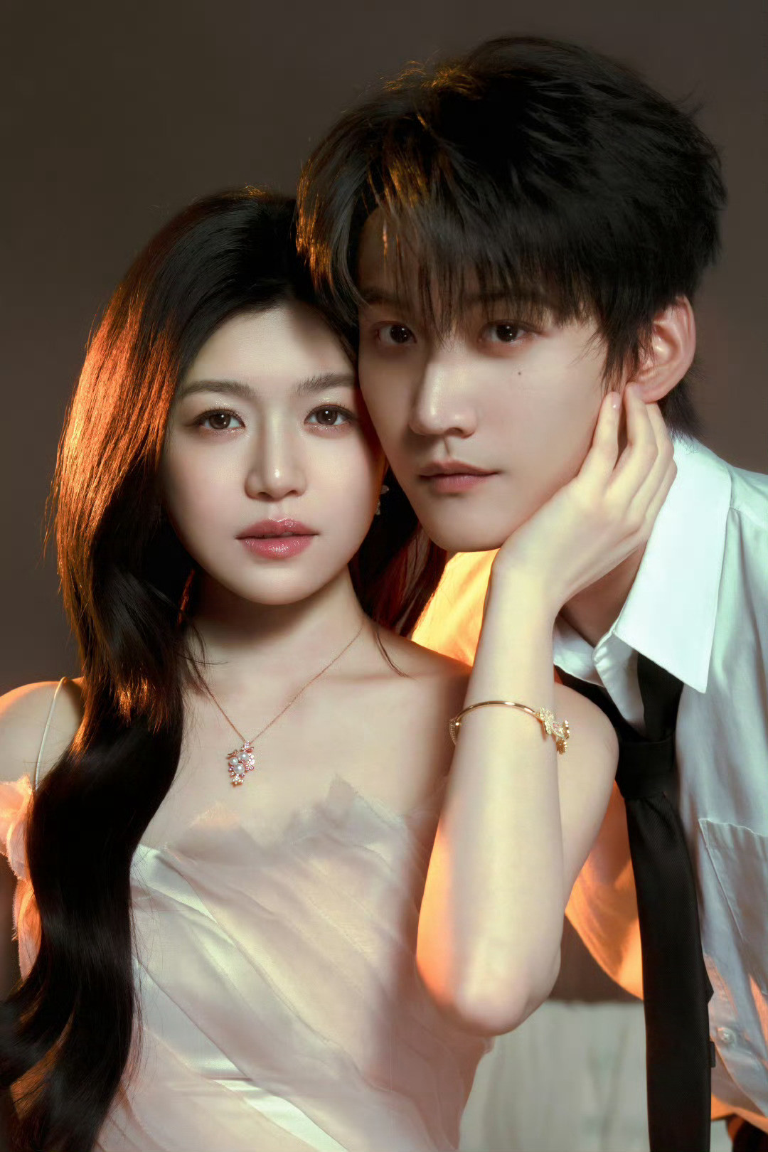 陈妍希周柯宇贴脸照陈妍希周柯宇双人照OMG！！！