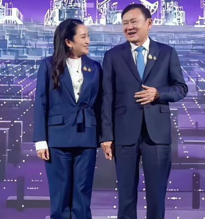 快报！快报！泰国刚刚传来一个天大的好消息！就是他信以前因为“冒犯君主罪”