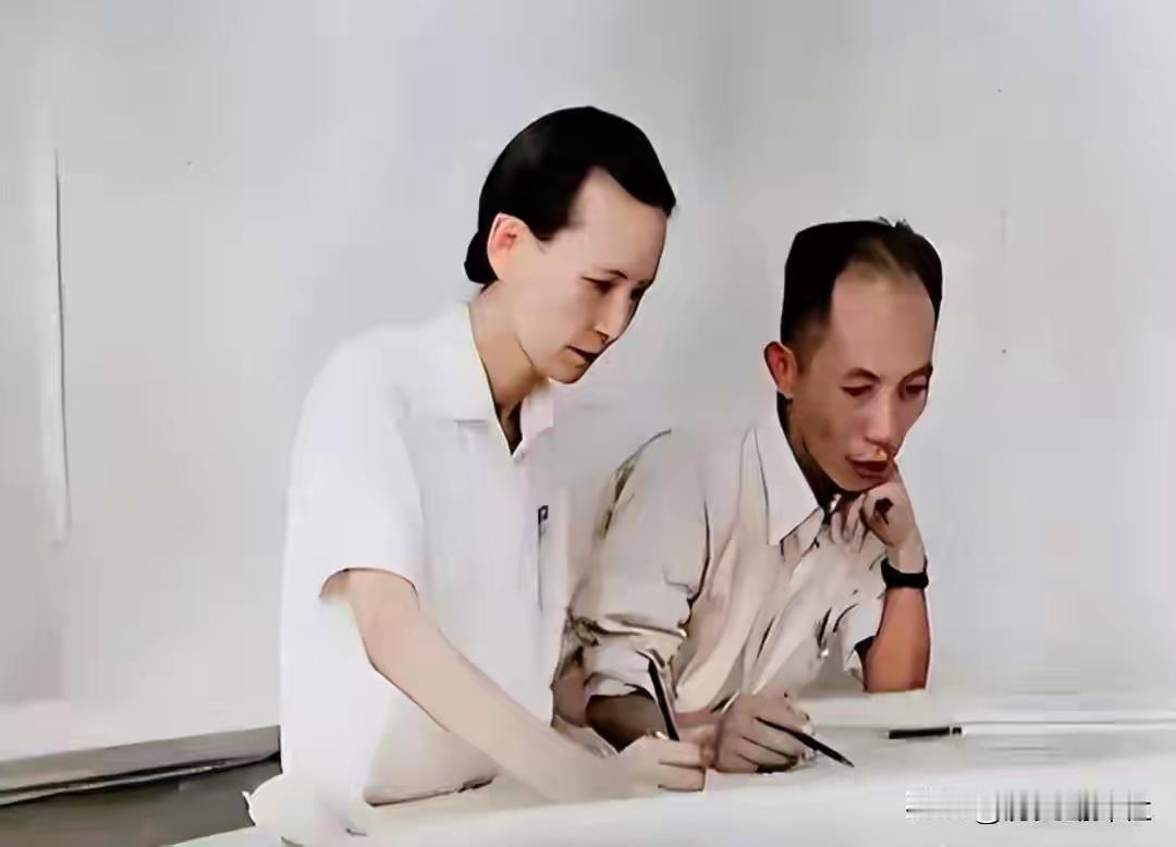 王铎：林徽因工作的最后一张照片你看她的身体，已经瘦弱到了相当的程度，确实不行了