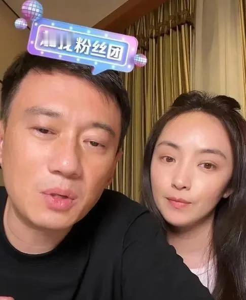 你见过最狠的表演是什么？不是哭到抽搐。不是吼到青筋暴起。是王传君给梁洁多装