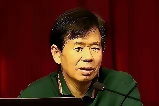 戴旭和金灿荣两位教授的观点分别是：戴旭的观点：武器再好，设备再先进，如果不敢于亮