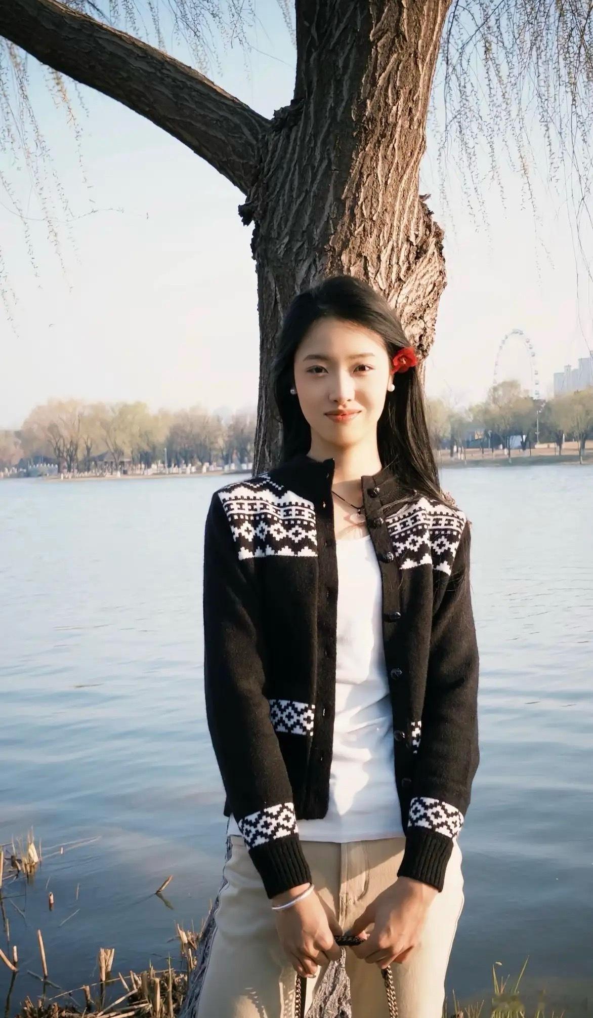 据说99%的人喜欢这样的女生！