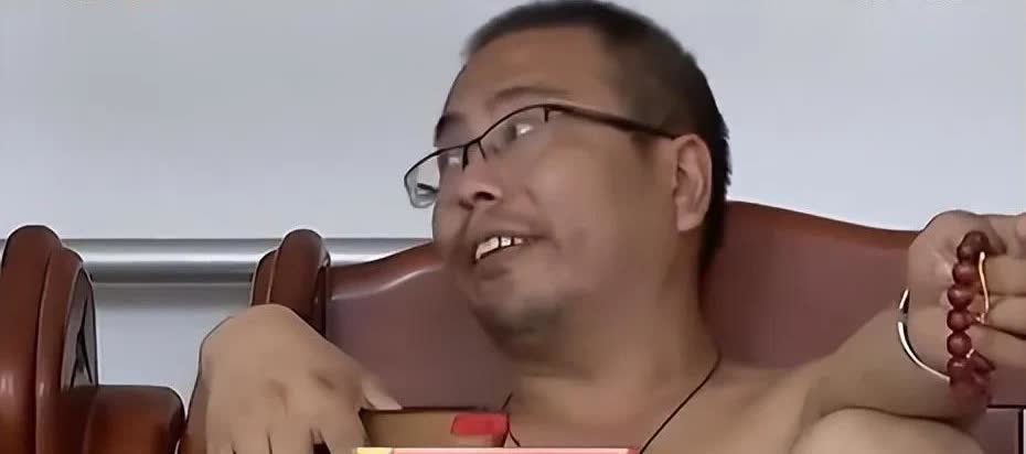 “啃老族”李安的戏剧人生普通人努力工作一辈子能赚多少钱？有人算过，年收入