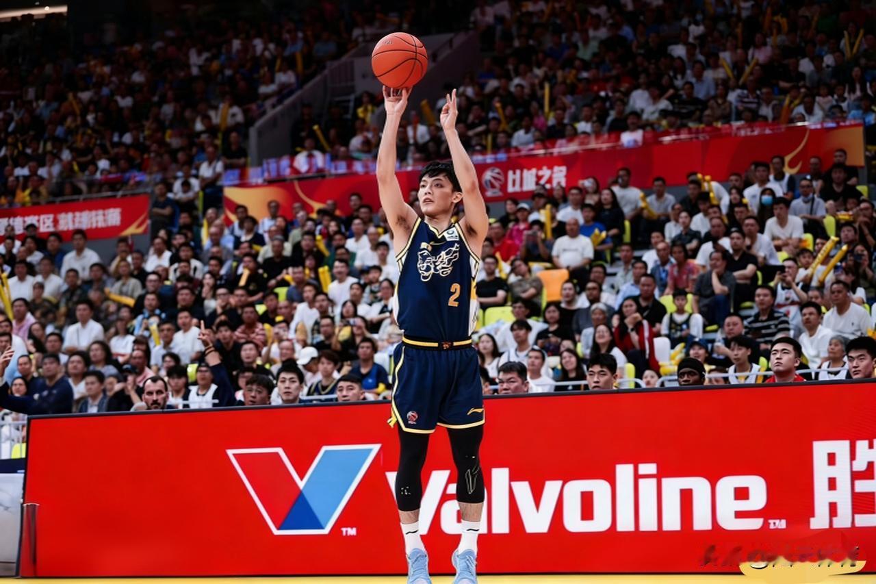 CBA第39轮，广东77-74宁波，给球员点评+评分1.徐杰｜9.7分狂