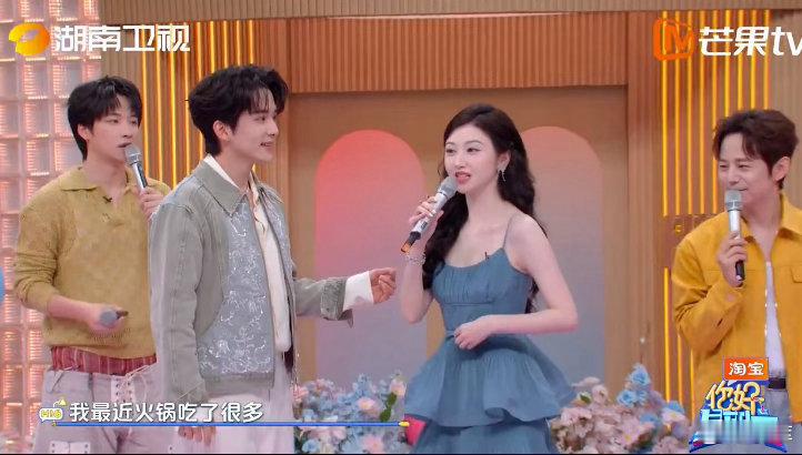 张新成抱景甜深蹲到停不下来张新成公主抱景甜深蹲都不带停的！好家伙这个男友力我给到