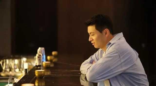 杀疯了。京沪两大台，联手把春节档的牌桌给掀了。于和伟，陈建斌，张鲁一。丁勇