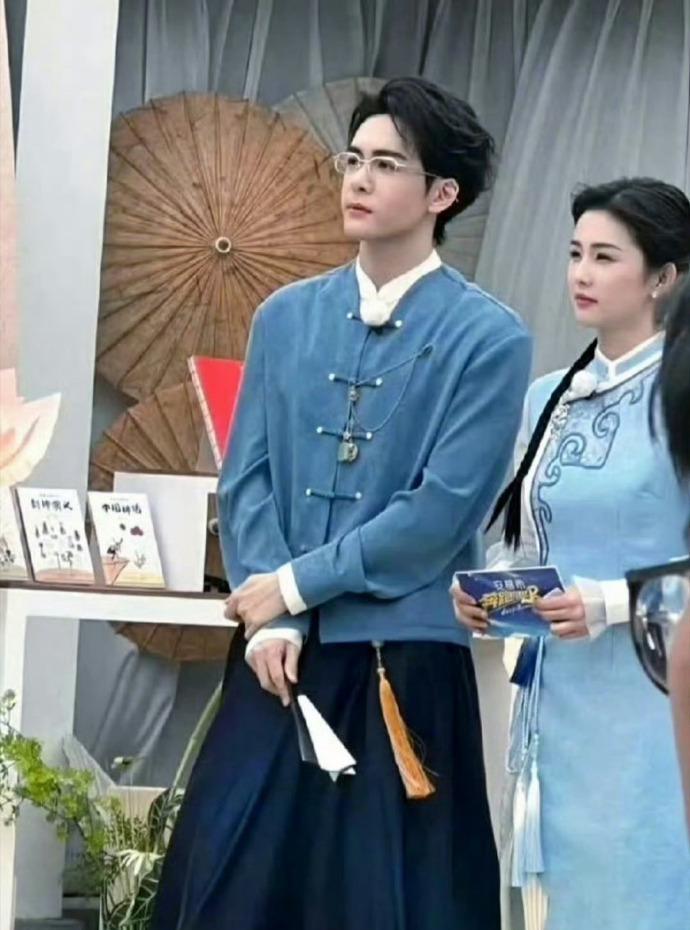 当白鹿又一次带着她的男主来参加《奔跑吧13》，观众却有两大遗憾。虽然范丞丞是调侃