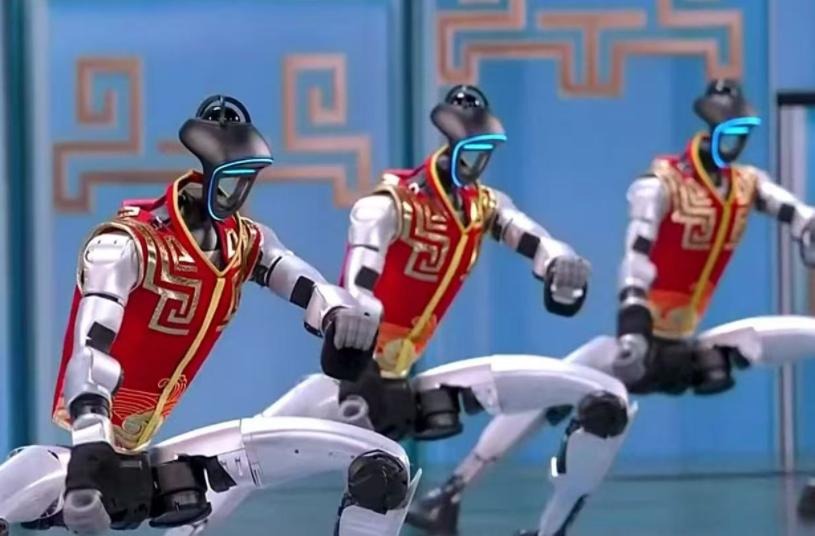 台湾时事评论员郭正亮：今年春节我刚好在美国，我有看英文节目。中国大陆宇树机器人的