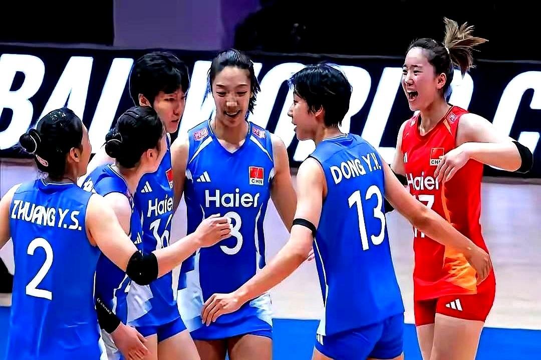 主教练赵勇一句话“输了算我的”，把一群00后推上了世界联赛主场。南京站揭幕战