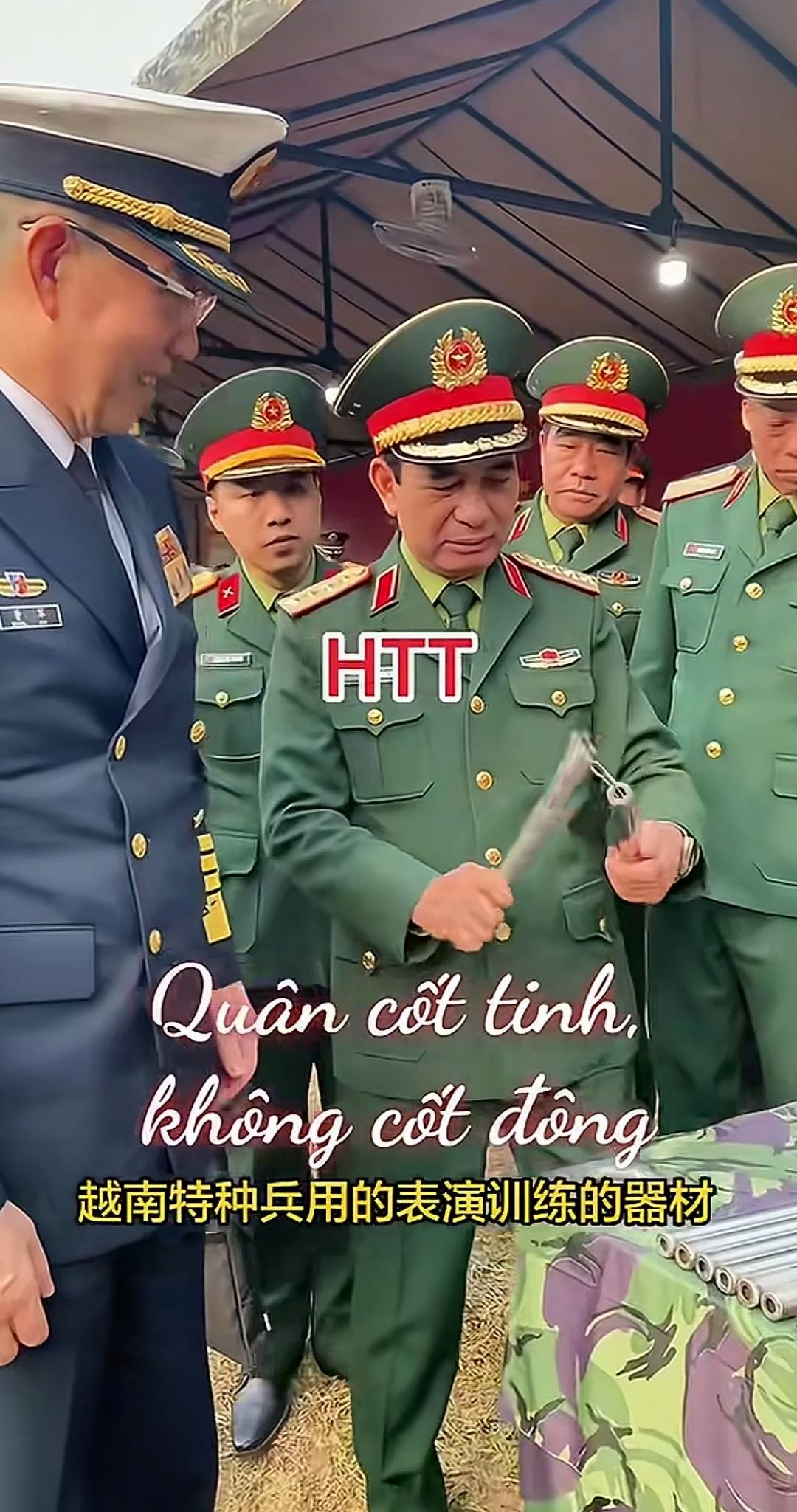 越南不懂班门弄斧含义？比喻在行家面前卖弄本领、不自量力。