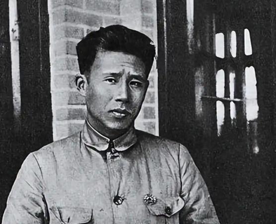 但这不是段子，是1948年春天真实发生过的事。14字电报震动五大书记：草台班