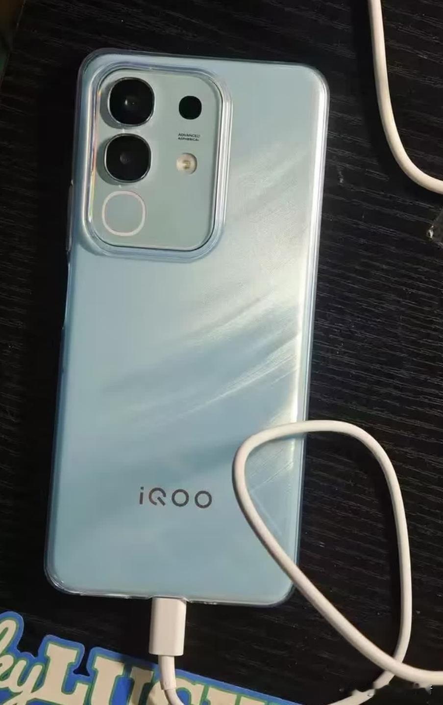 1000块预算，2026年7月到底买哪款手机？先说结论：别追新款，按需选“偏