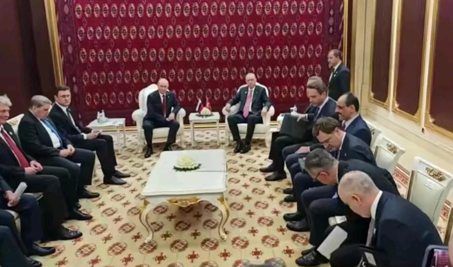 《金融时报》消息，当地时间12日，土耳其总统埃尔多安表示，他当天在出席土库曼斯坦