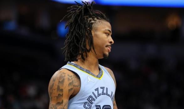 根据NBA名记杰克费舍尔分析，火箭队似乎对莫兰特有一定的兴趣，但火箭队在追逐莫兰