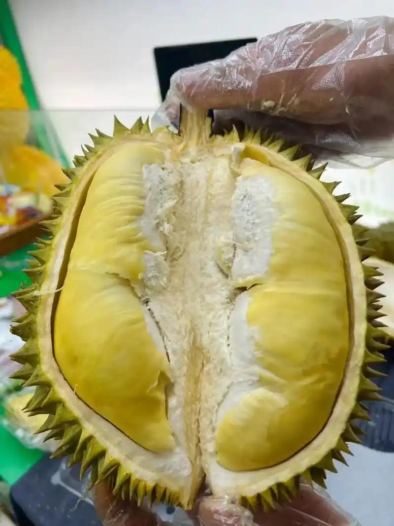 谁能想到，霸占中国市场几十年的泰国金枕，今年竟然被越南果给干趴下了。一季度越南榴