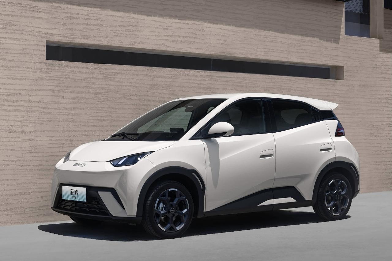 比亚迪海豚对比海鸥，差价几万，到底该选谁很多人在10万内选代步车时，都会在比