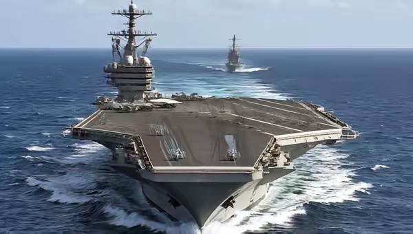 单从军事能力看，美国是唯一全球性军事大国强国。其他大国，如中俄等，只是区域性或地