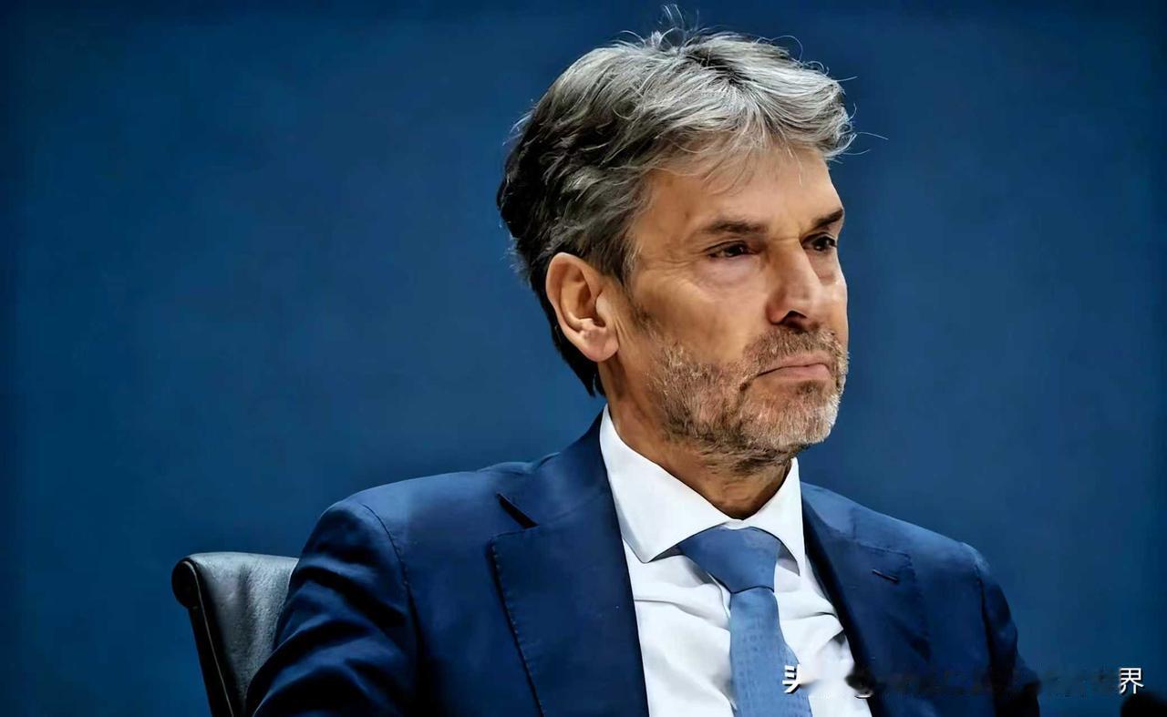 荷兰接管安世后，网上说的最多的就是搬起石头砸自己的脚，荷兰后悔了，悔不当初，抢了