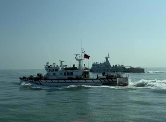 台“海巡署”发布严正声明， 2月26日，针对中国海警船现身金门海域喊话“回归