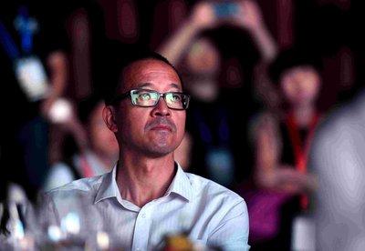 [点赞]俞敏洪再次抛出惊人言论，他说：“我有两个大学男同学已经死了，都是家庭条