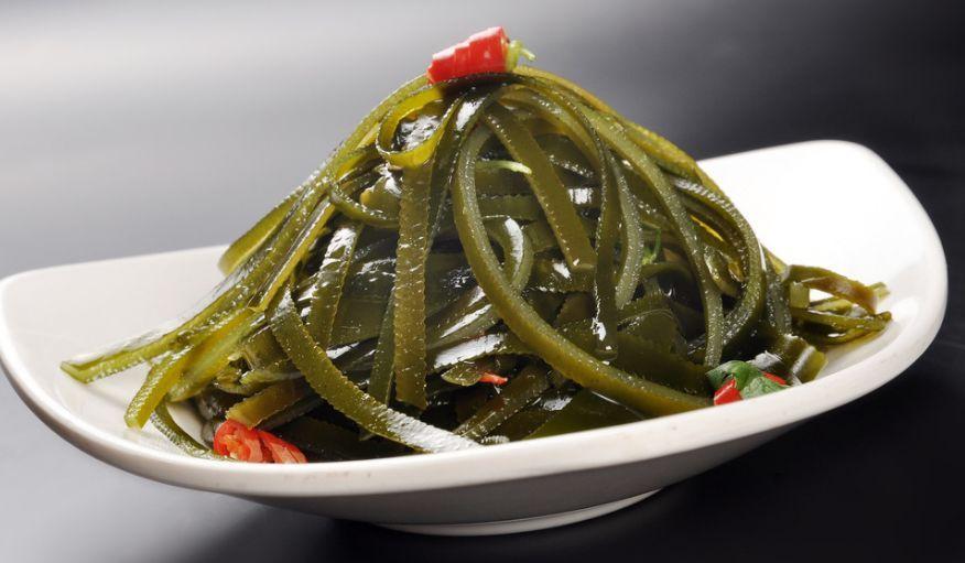 孕妈妈在怀宝宝时最好远离这几种菜, 当心对胎儿有危害!