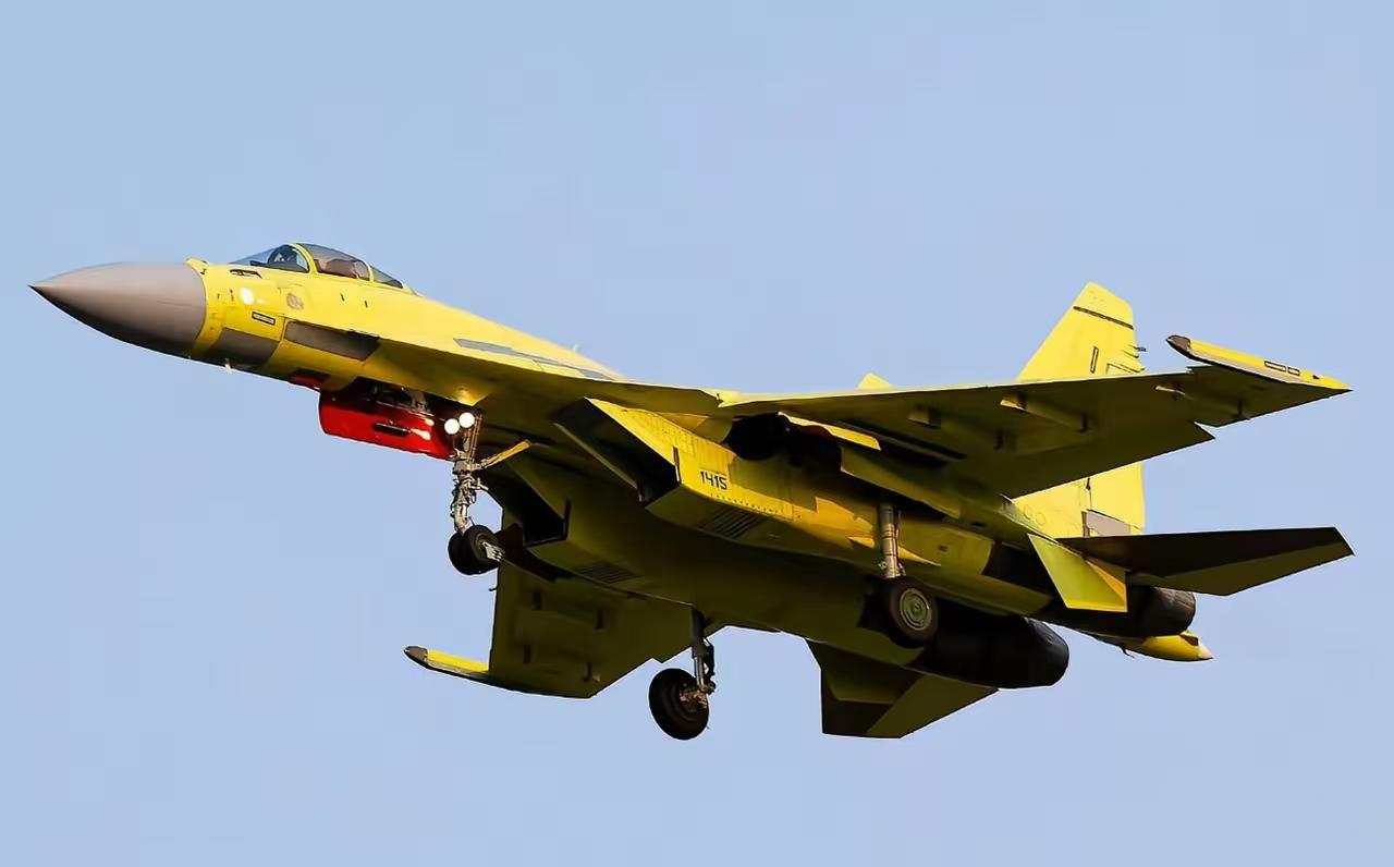 2026年2月22日，伊朗消息人士爆料称，俄罗斯制造的16架苏-35战斗机，将在