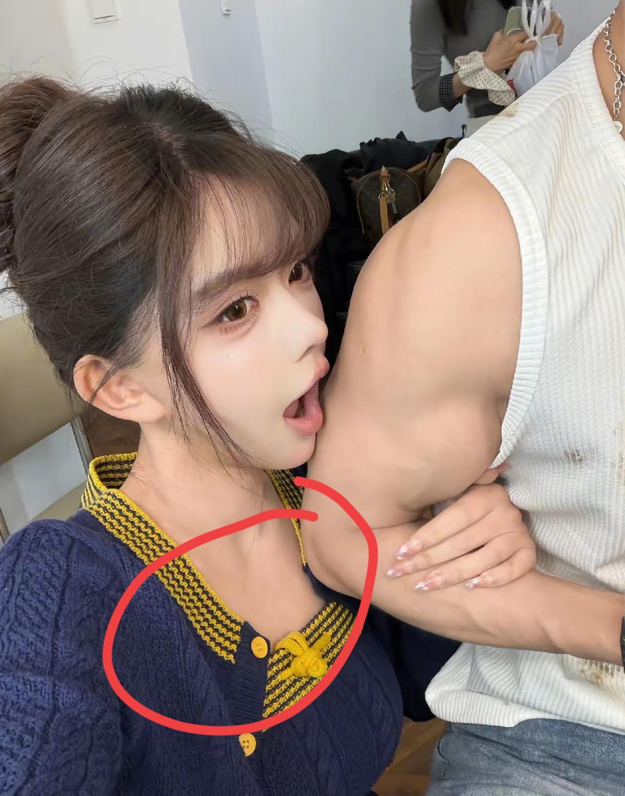 真的看麻了！韩安冉又无缝官宣新恋情，刚和宋浩然彻底分开没多久，就直接晒出肌肉男