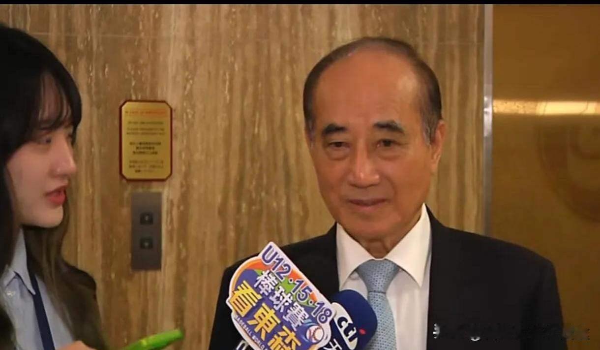 王金平手写三点期许，郑丽文能否破解国民党衰势困局最近，国民党主席选举的热度