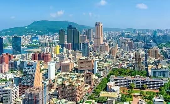 万万没想到！台湾年轻人来大陆后，彻底改变对大陆的看法！小李是台北的一名大