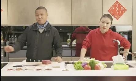 张伟丽吃牛排都怕了吃到哭，张伟丽为什么吃牛排会哭？是什么原因，原来每天早上一起来