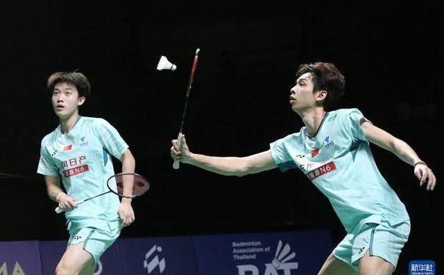 国羽男双小将青春活力拉爆法国奥尔良赛场，打崩印尼强档晋级决赛2026年奥尔良