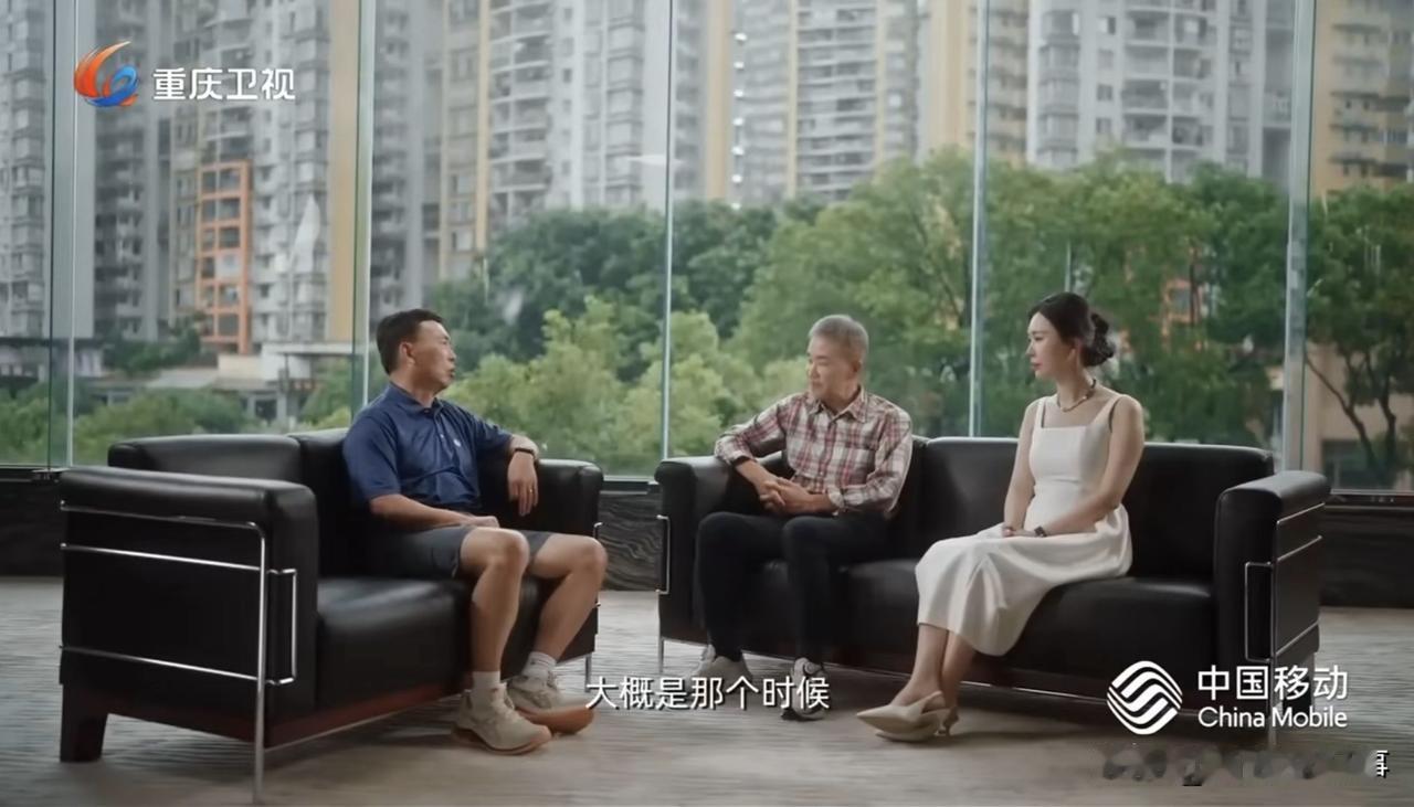 2004年，段永平到深圳拜访王石，觉得这个人实在，“不会是做假账的人”，当时