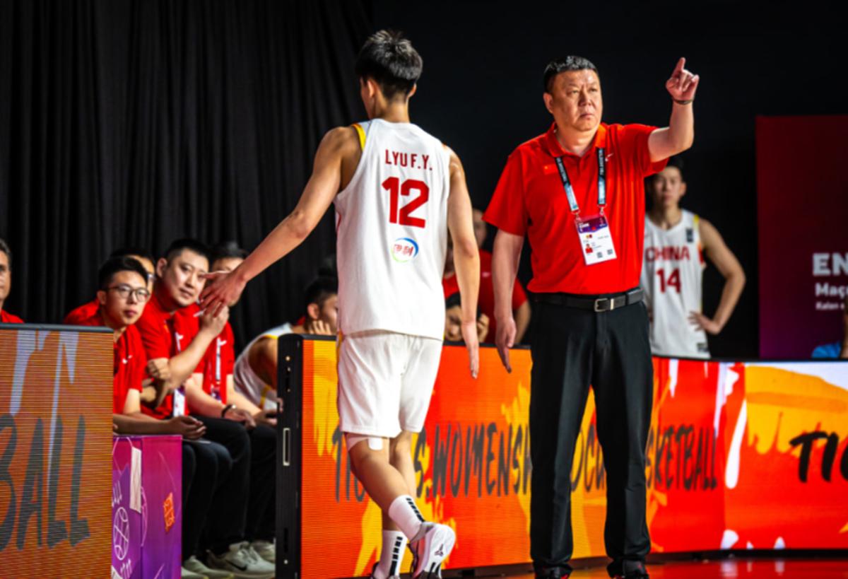 中国U17男篮领先10分被加拿大逆转，不得不承认四个事实！刚刚结束的U17男篮