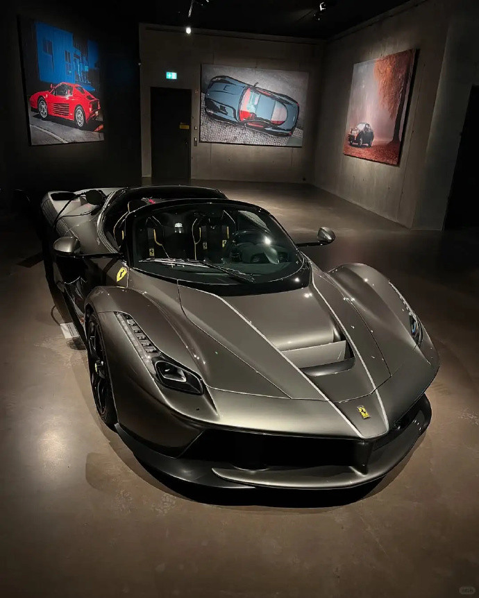 法拉利LaferrariAperta｜超跑的魅力⚠️​​​​