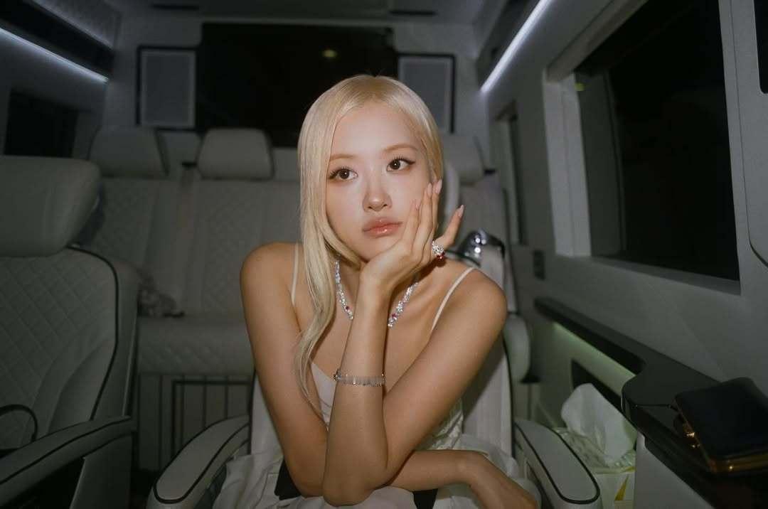 260422Rosé更新IG（2）✨“💐Tiffany&Co.Bl