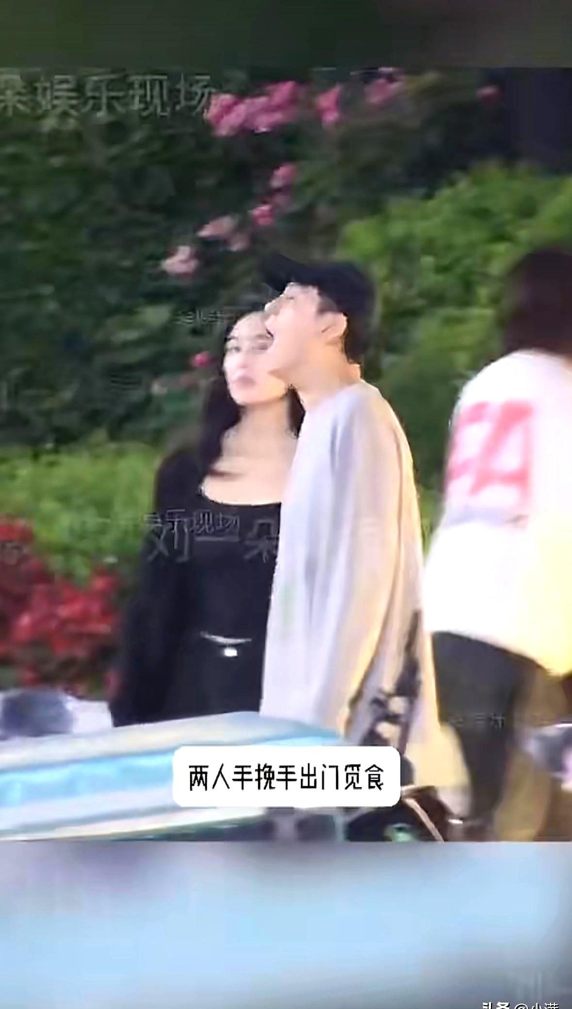 近期秦俊杰和谋女郎非凡恋情被拍。他把每部戏都当成了情场，从杨紫到侯梦瑶，他把一