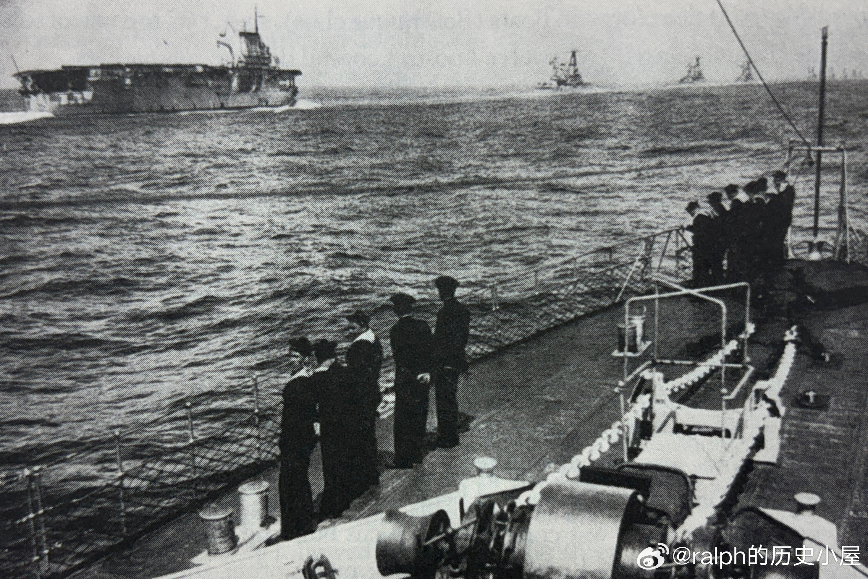 30年代末法国海军Béarn“贝亚恩”号航空母舰。该舰原为“诺曼底”级战列舰未完